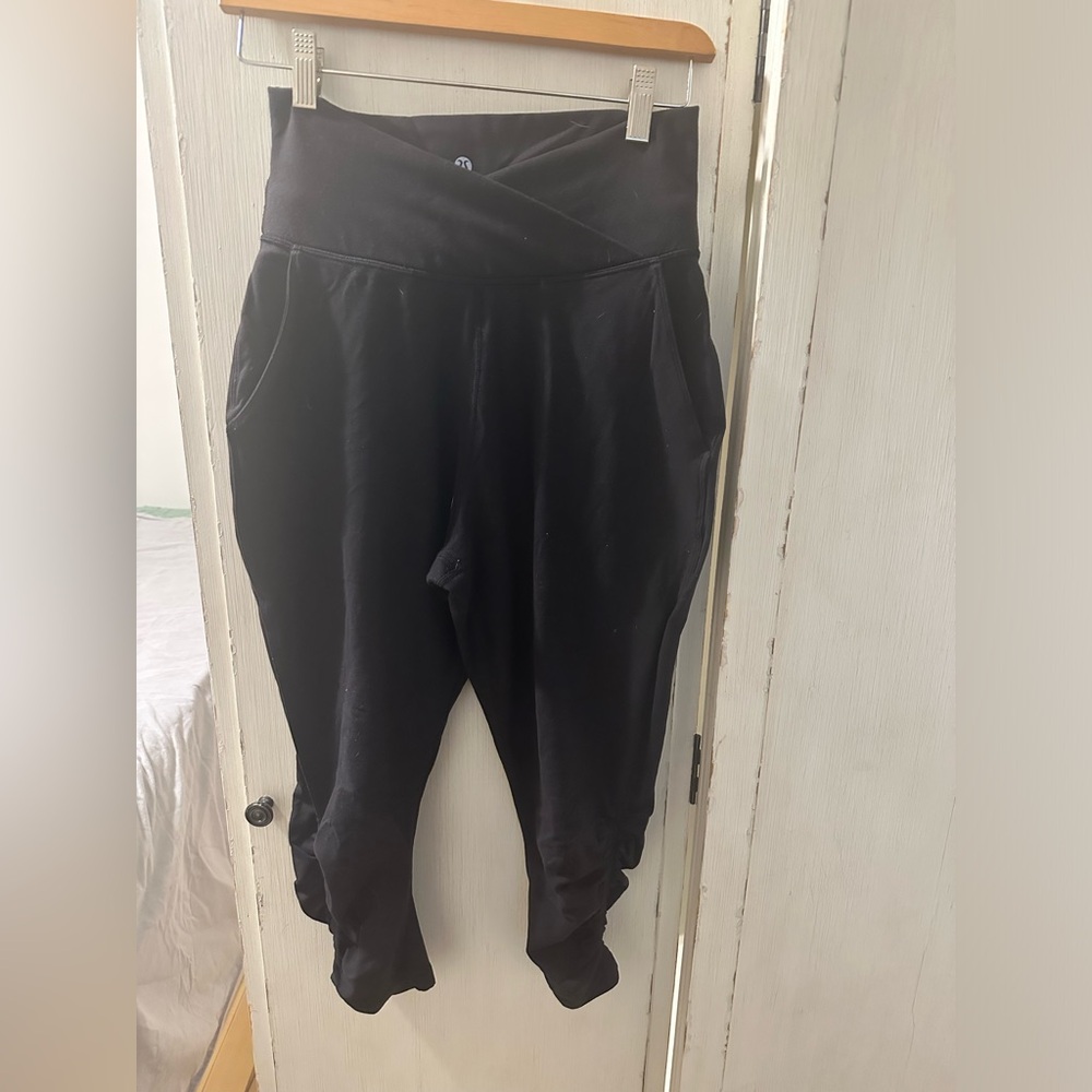 Lululemon high waisted pants